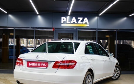 Mercedes-Benz E-Класс, 2012 год, 1 699 000 рублей, 4 фотография