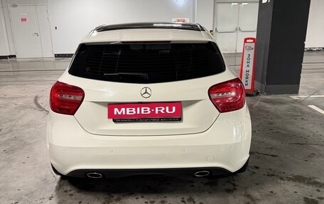 Mercedes-Benz A-Класс, 2015 год, 1 250 000 рублей, 3 фотография