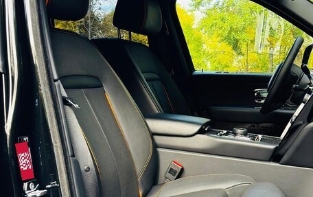 Rolls-Royce Cullinan, 2019 год, 25 300 000 рублей, 22 фотография