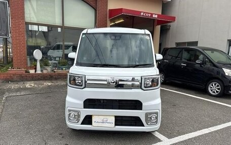 Daihatsu Wake I, 2022 год, 918 000 рублей, 3 фотография