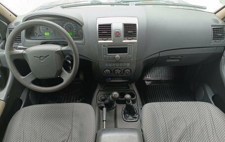 ЛуАЗ Patriot, 2012 год, 499 000 рублей, 13 фотография