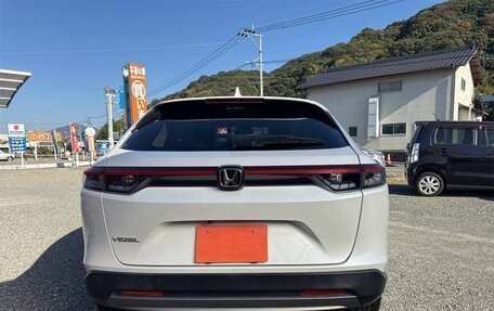 Honda Vezel, 2023 год, 1 944 000 рублей, 7 фотография