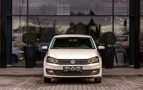 Volkswagen Polo VI (EU Market), 2016 год, 895 000 рублей, 2 фотография