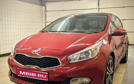 KIA cee'd III, 2013 год, 950 000 рублей, 1 фотография