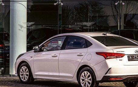 Hyundai Solaris II рестайлинг, 2021 год, 1 395 000 рублей, 8 фотография