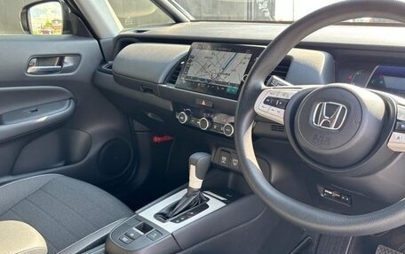 Honda Fit, 2022 год, 1 087 000 рублей, 32 фотография