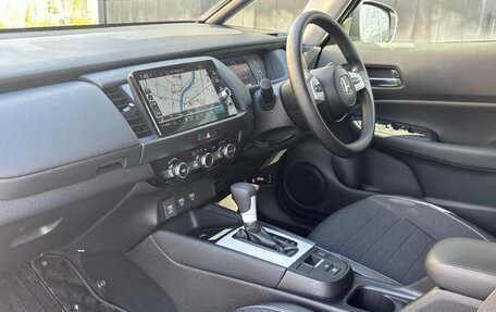 Honda Fit, 2022 год, 1 087 000 рублей, 38 фотография