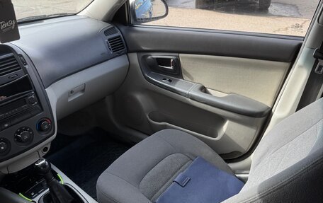 KIA Cerato I, 2005 год, 350 000 рублей, 6 фотография