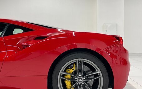 Ferrari 488, 2017 год, 21 000 000 рублей, 14 фотография