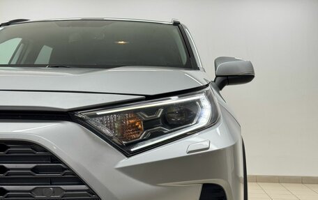 Toyota RAV4, 2021 год, 4 350 000 рублей, 8 фотография