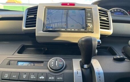 Honda Freed I, 2012 год, 782 000 рублей, 24 фотография