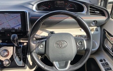 Toyota Sienta II, 2016 год, 1 100 000 рублей, 8 фотография