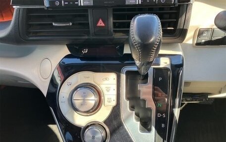 Toyota Sienta II, 2016 год, 1 100 000 рублей, 10 фотография