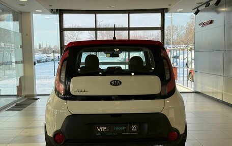 KIA Soul II рестайлинг, 2015 год, 1 155 000 рублей, 5 фотография