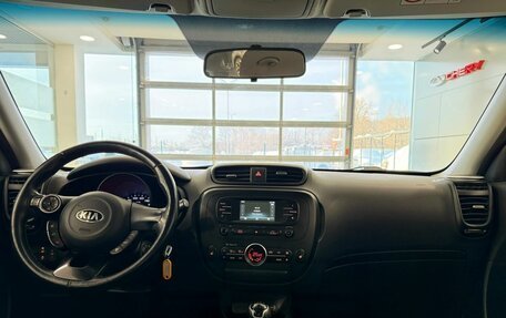 KIA Soul II рестайлинг, 2015 год, 1 155 000 рублей, 10 фотография