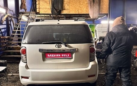 Toyota Corolla Rumion, 2010 год, 800 000 рублей, 1 фотография