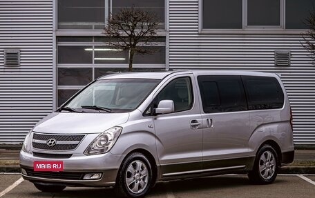 Hyundai Grand Starex Grand Starex I рестайлинг 2, 2009 год, 1 495 000 рублей, 1 фотография