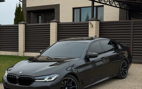 BMW 5 серия, 2020 год, 3 690 000 рублей, 2 фотография