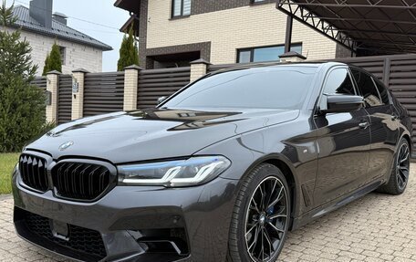 BMW 5 серия, 2020 год, 3 690 000 рублей, 7 фотография