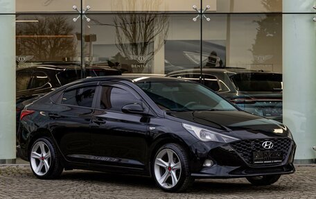 Hyundai Solaris II рестайлинг, 2021 год, 1 565 000 рублей, 3 фотография