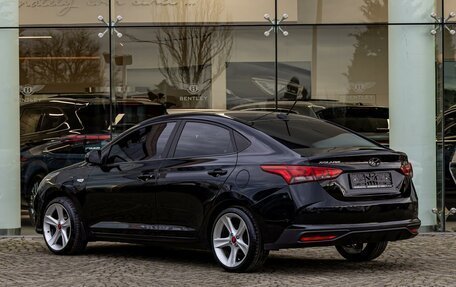 Hyundai Solaris II рестайлинг, 2021 год, 1 565 000 рублей, 4 фотография