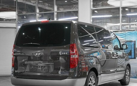 Hyundai H-1 II рестайлинг, 2019 год, 2 790 000 рублей, 6 фотография