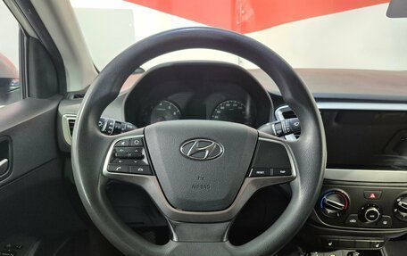 Hyundai Solaris II рестайлинг, 2021 год, 1 505 000 рублей, 10 фотография