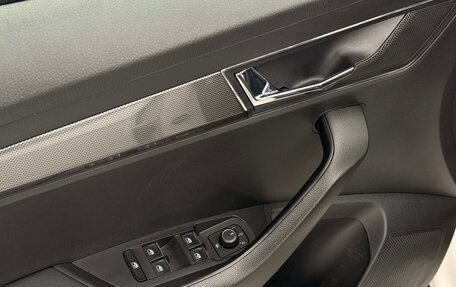 Skoda Karoq I, 2022 год, 2 000 000 рублей, 18 фотография