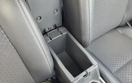 Daihatsu Rocky, 2022 год, 1 324 000 рублей, 22 фотография