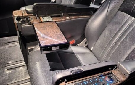 Toyota Alphard III, 2019 год, 5 000 000 рублей, 8 фотография