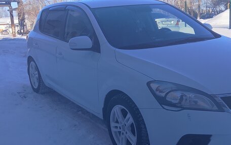 KIA cee'd I рестайлинг, 2010 год, 670 000 рублей, 4 фотография