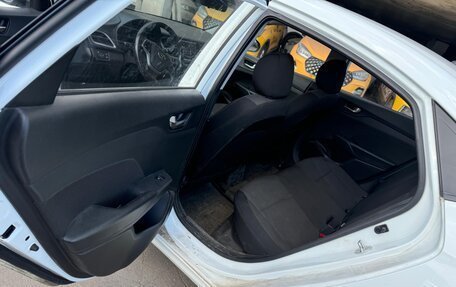 Hyundai Solaris II рестайлинг, 2018 год, 953 700 рублей, 11 фотография