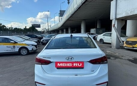 Hyundai Solaris II рестайлинг, 2018 год, 953 700 рублей, 4 фотография