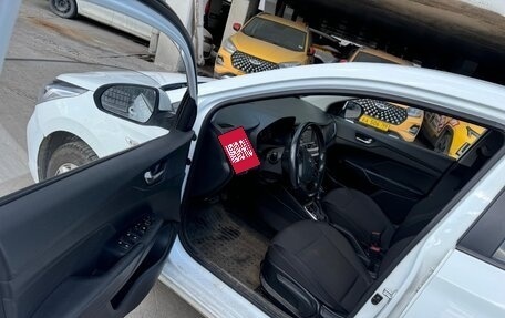 Hyundai Solaris II рестайлинг, 2018 год, 953 700 рублей, 10 фотография