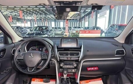 Mitsubishi Eclipse Cross, 2021 год, 1 640 000 рублей, 7 фотография