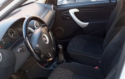 Renault Logan I, 2013 год, 400 000 рублей, 1 фотография