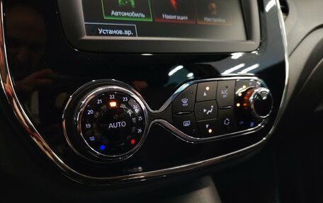 Renault Kaptur I рестайлинг, 2019 год, 1 616 000 рублей, 16 фотография