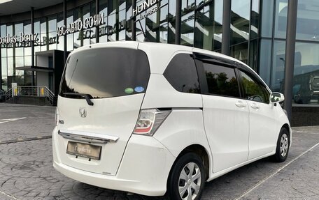 Honda Freed I, 2013 год, 1 129 000 рублей, 2 фотография