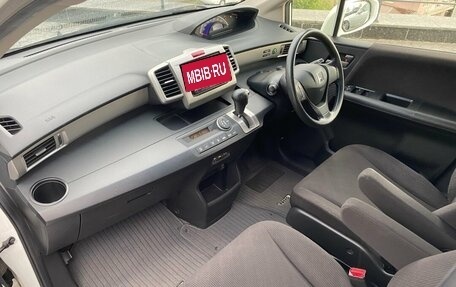 Honda Freed I, 2013 год, 1 129 000 рублей, 10 фотография