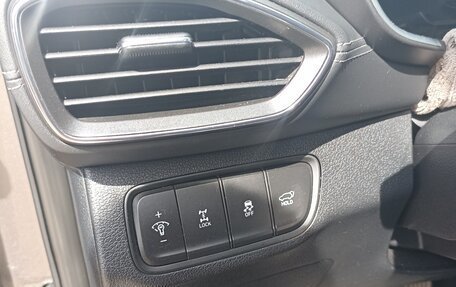 Hyundai Santa Fe IV, 2019 год, 3 395 000 рублей, 13 фотография