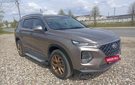 Hyundai Santa Fe IV, 2019 год, 3 395 000 рублей, 12 фотография