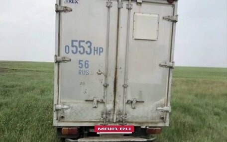 Mitsubishi Delica IV, 2001 год, 700 000 рублей, 4 фотография