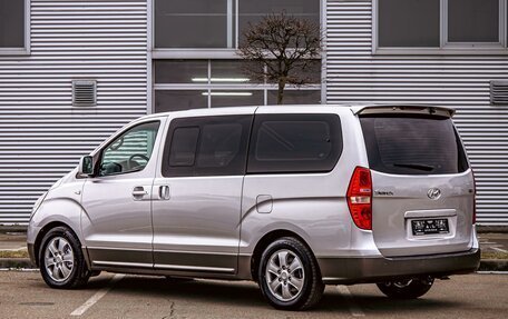 Hyundai Grand Starex Grand Starex I рестайлинг 2, 2009 год, 1 495 000 рублей, 4 фотография