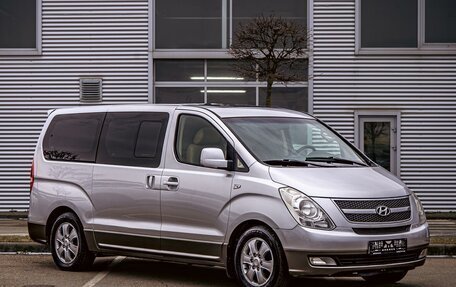 Hyundai Grand Starex Grand Starex I рестайлинг 2, 2009 год, 1 495 000 рублей, 3 фотография