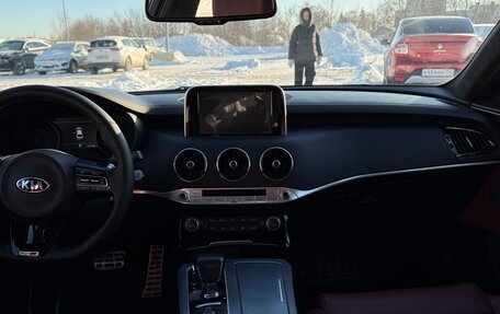 KIA Stinger I, 2018 год, 2 900 000 рублей, 10 фотография