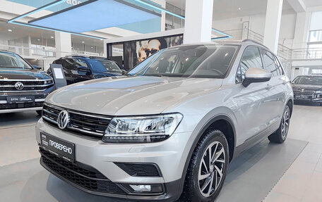 Volkswagen Tiguan II, 2019 год, 3 221 000 рублей, 5 фотография