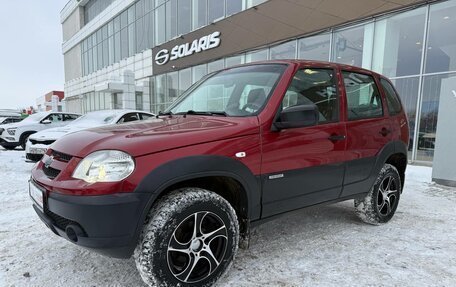 Chevrolet Niva I рестайлинг, 2018 год, 766 250 рублей, 3 фотография
