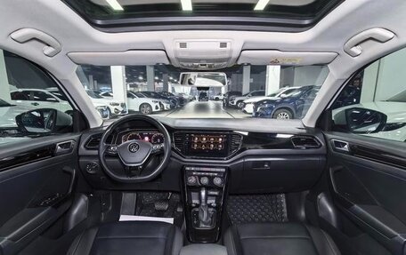 Volkswagen T-Roc I, 2022 год, 1 460 000 рублей, 13 фотография