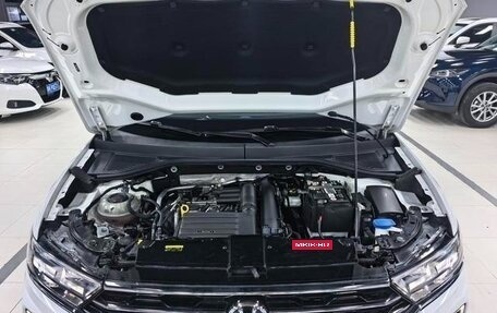 Volkswagen T-Roc I, 2022 год, 1 460 000 рублей, 20 фотография