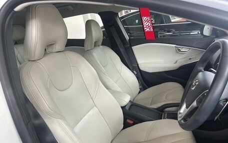 Volvo V40 II рестайлинг, 2019 год, 1 200 000 рублей, 9 фотография